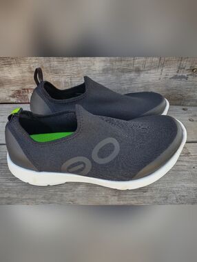 Oofos Women's OMG Sport Slip On Black Shoes Size US 9 EU 40
